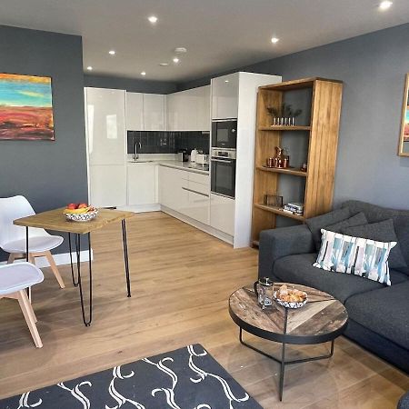 Апартаменты Harbourside Hideaway - Superb Flat With Terrace Бристоль Экстерьер фото
